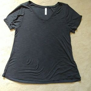 Lularoe solod grey christy t shirt